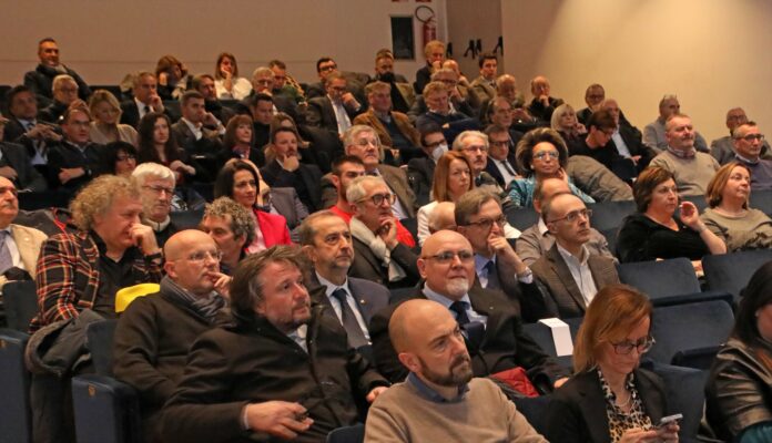Alba - Convegno sulla criminalità organizzata nell'economia legale