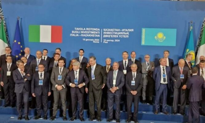 Camisa alla Farnesina per tavola rotonda Italia-Kazakhstan