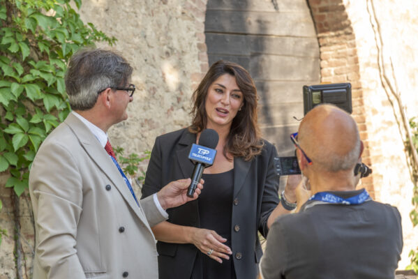 talk “FAI...Spettacolo, quando il talento fa crescere imprese e territorio” con la presenza di Elisa Isoardi