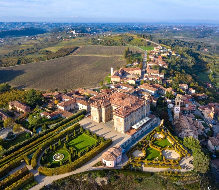 Confapi Cuneo celebra l’eccellenza italiana: cento aziende protagoniste di un evento speciale al castello di Guarene